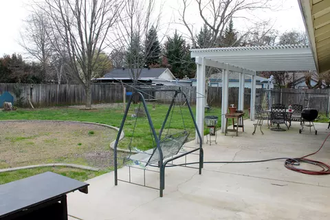 6546 Creekside St, Redding, CA 96001 photo 16