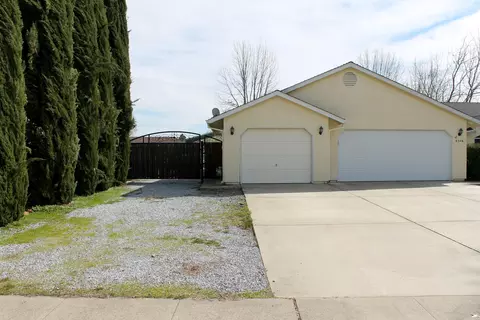 6546 Creekside St, Redding, CA 96001 photo 2