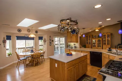 11764 Stillwater Way, Redding, CA 96003 photo 17