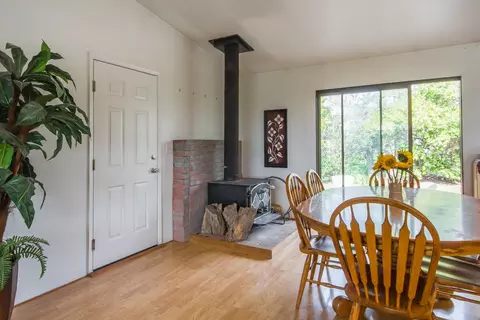20158 Jill Ln, Redding, CA 96003 photo 4