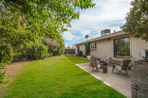 20158 Jill Ln, Redding, CA 96003 photo 11