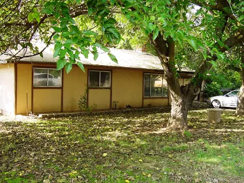 13533 Crystal St, Red Bluff, CA 96080 photo 1