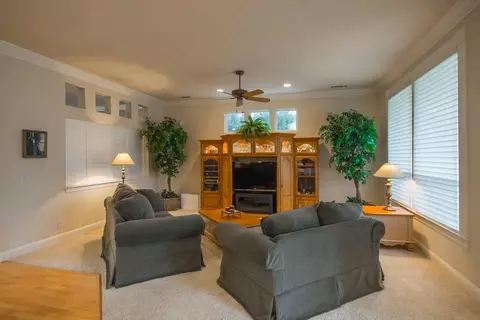 2824 Green Riffle Rd, Redding, CA 96002 photo 8