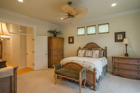 2824 Green Riffle Rd, Redding, CA 96002 photo 11