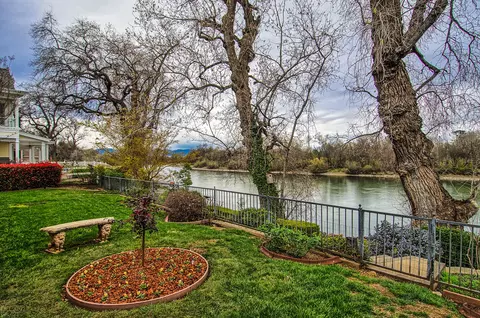 5211 Morning Dew Way, Redding, CA 96001 photo 4