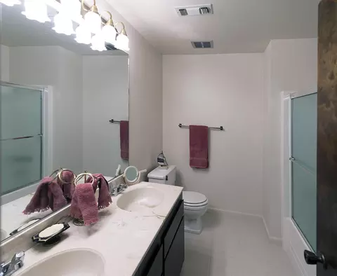 3355 Panorama Dr, Redding, CA 96003 photo 18