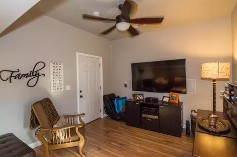 2075 Cilantro Dr, Redding, CA 96003 photo 17