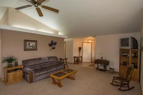 11338 Rugby Hill Dr, Redding, CA 96003 photo 5
