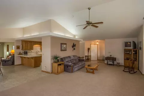 11338 Rugby Hill Dr, Redding, CA 96003 photo 6