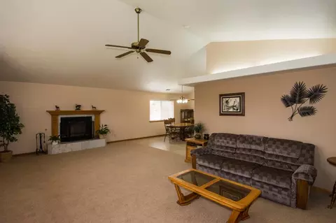 11338 Rugby Hill Dr, Redding, CA 96003 photo 4