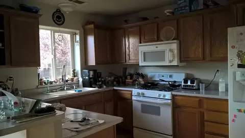 3373 Josh Dr, Anderson, CA 96007 photo 4