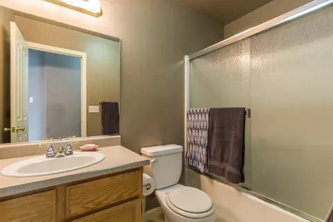 3706 Vinewood Dr, Anderson, CA 96007 photo 17