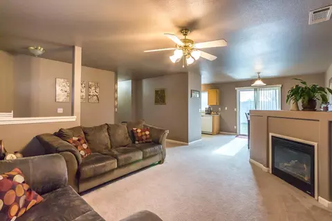 3706 Vinewood Dr, Anderson, CA 96007 photo 5