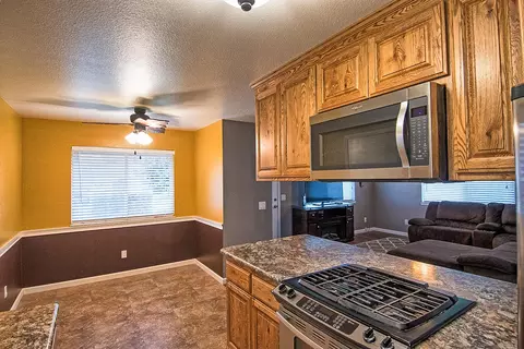 2510 Toyon St, Anderson, CA 96007 photo 9