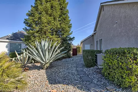 910 Stanford Pl, Redding, CA 96003 photo 27