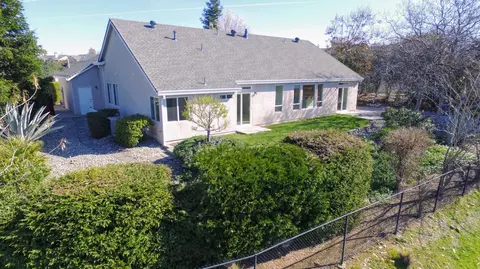 910 Stanford Pl, Redding, CA 96003 photo 67
