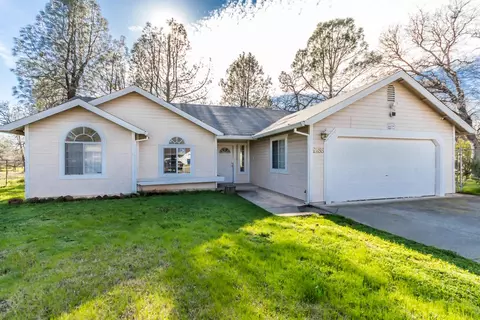 2188 Kimber Ct, Redding, CA 96002 photo 1