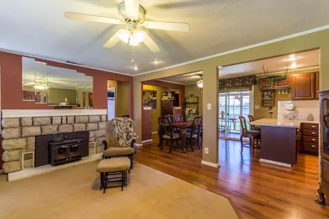9480 Winegar Rd, Redding, CA 96003 photo 7