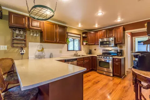 9480 Winegar Rd, Redding, CA 96003 photo 9