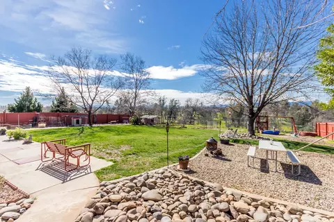 9480 Winegar Rd, Redding, CA 96003 photo 34