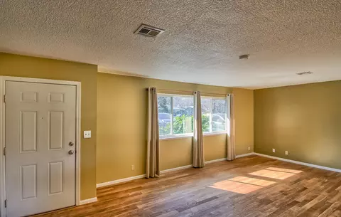 11487 Hawley Rd, Redding, CA 96003 photo 4