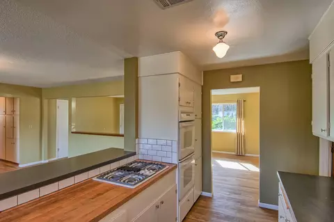 11487 Hawley Rd, Redding, CA 96003 photo 12