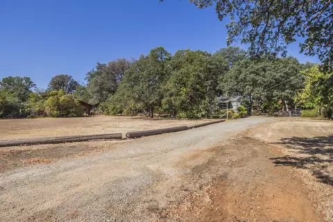 2638 Bunker St, Redding, CA 96002 photo 29