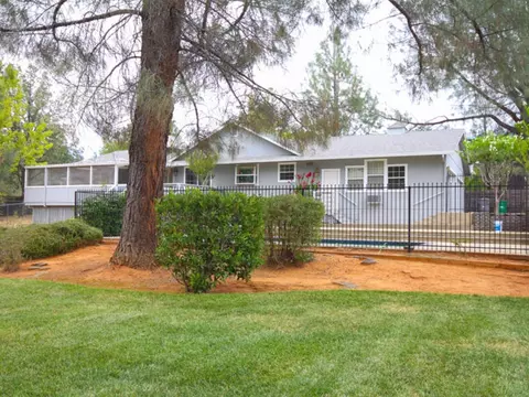 15457 Middletown Park Dr, Redding, CA 96001 photo 1