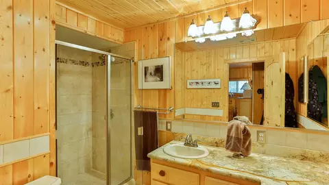 12199 Lake, Redding, CA 96003 photo 9