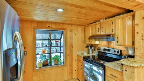 12199 Lake, Redding, CA 96003 photo 6