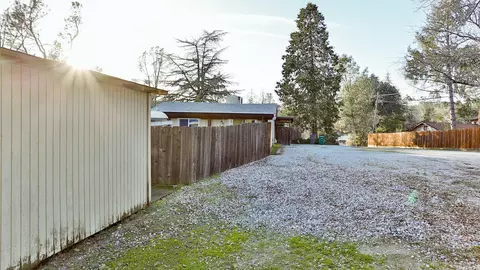12199 Lake, Redding, CA 96003 photo 28