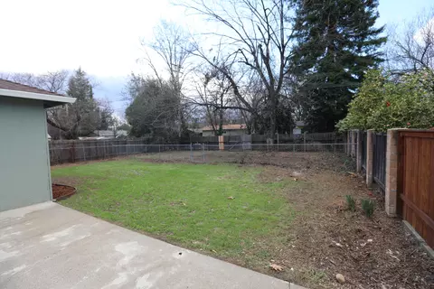 818 Delta St, Redding, CA 96003 photo 14