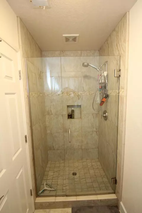 311 Travertine Ct, Redding, CA 96003 photo 14