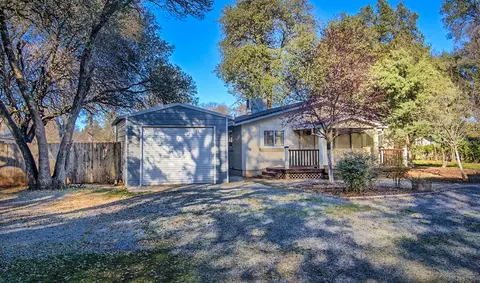 20250 Lupine Dr, Redding, CA 96002 photo 4