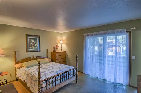 10637 Old Oregon Trl, Redding, CA 96003 photo 16