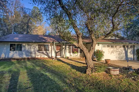10637 Old Oregon Trl, Redding, CA 96003 photo 1
