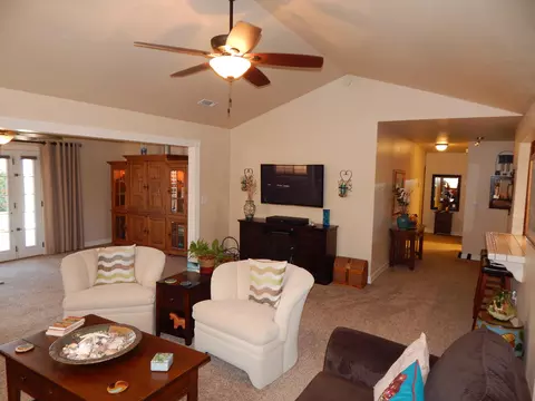 1944 Mary Lake Dr, Redding, CA 96001 photo 15