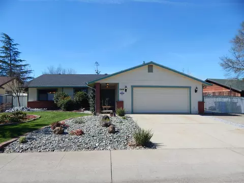 1944 Mary Lake Dr, Redding, CA 96001 photo 1