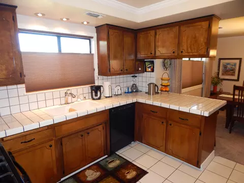 1944 Mary Lake Dr, Redding, CA 96001 photo 4