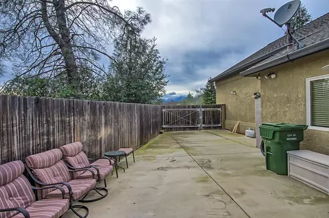 1487 Spanish Bay Dr, Redding, CA 96003 photo 48