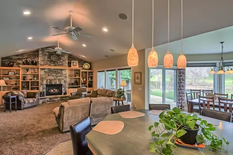 1487 Spanish Bay Dr, Redding, CA 96003 photo 16