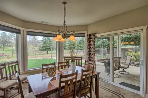 1487 Spanish Bay Dr, Redding, CA 96003 photo 18