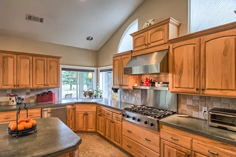 1487 Spanish Bay Dr, Redding, CA 96003 photo 14
