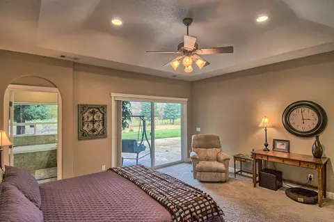 1487 Spanish Bay Dr, Redding, CA 96003 photo 21
