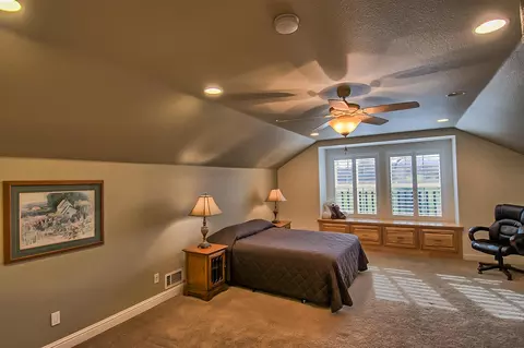 1487 Spanish Bay Dr, Redding, CA 96003 photo 34