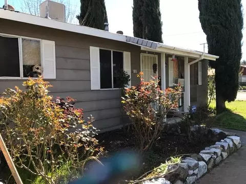 3885 Meteor St, Redding, CA 96002 photo 4