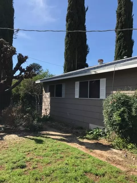 3885 Meteor St, Redding, CA 96002 photo 7