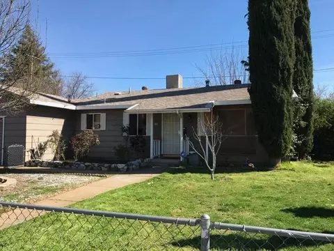 3885 Meteor St, Redding, CA 96002 photo 1