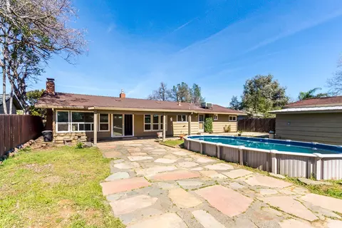 1729 Riviera Dr, Redding, CA 96001 photo 23