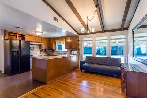 1729 Riviera Dr, Redding, CA 96001 photo 8